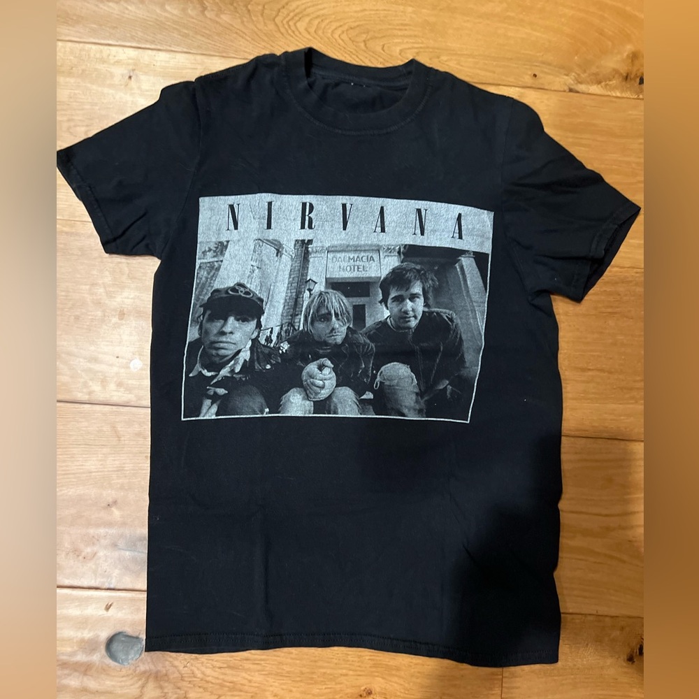Nirvana T-shirt - womans small- no tags